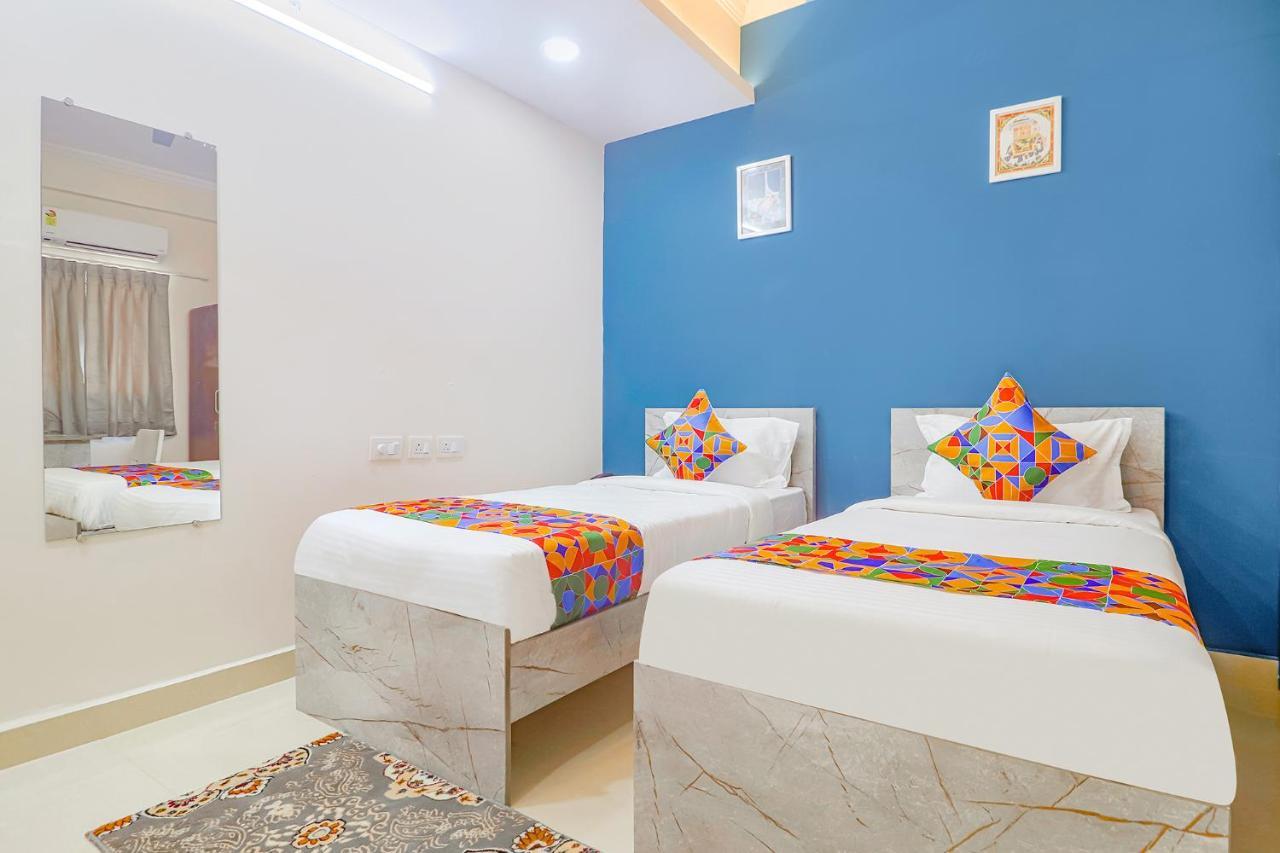 Fabhotel Broholic Suites I - Nr Us Consulate, Financial District Хайдарабад Экстерьер фото